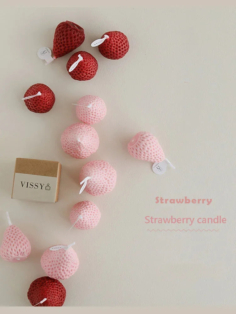 New Creative Strawberry Aromatherapy Candle with Hand Gift Fragrance Decoration Handmade Candle candle